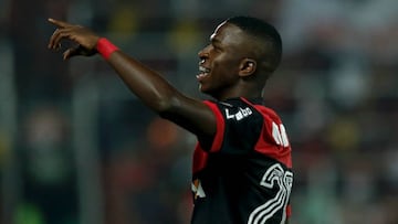 Vinícius Júnior marca su primer gol como profesional