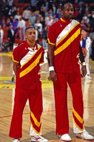 Las dos temporadas siguientes (87/88 y 88/89) las jugaría en Atlanta junto con la estrella Dominique Wilkins y el carismático Spud Webb, en un equipo entrenado por Mike Fratello. En imagen, junto a Spud Webb en 1989.