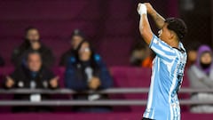 LANUS, ARGENTINA - MAY 28: Roger Martinez of Racing Club celebrates after scoring the team's third goal during the Copa CONMEBOL Sudamericana 2024 group H match between Racing Club and Sportivo Luqueño at Estadio Ciudad de Lanus (La Fortaleza) on May 28, 2024 in Lanus, Argentina. (Photo by Marcelo Endelli/Getty Images)