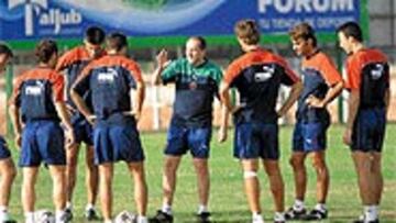 <b>A SACARLE LA ESPINA</B>. Cantarero espera que el equipo se saque la espina de la eliminación de Copa ante el Espanyol.