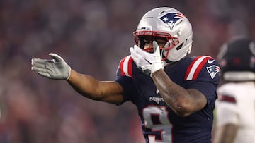 FOXBOROUGH, MASSACHUSETTS - JANUARY 18: Kayshon Boutte #9 of the New England Patriots celebrates after a first down during the second quarter in the AFC Divisional Playoff game against the Houston Texans at Gillette Stadium on January 18, 2026 in Foxborough, Massachusetts. Elsa/Getty Images/AFP (Photo by ELSA / GETTY IMAGES NORTH AMERICA / Getty Images via AFP)