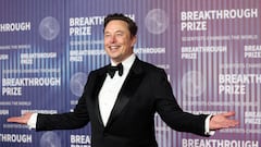 Elon Musk, fundador, consejero delegado e ingeniero jefe de SpaceX; inversor ángel, director general y arquitecto de productos de Tesla, Inc.