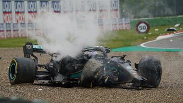 Accidente de Bottas y Russell en Ímola. F1 2021.