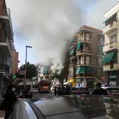 Aparatoso incendio en un comercio de Carabanchel