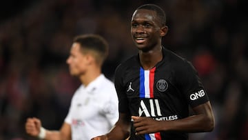Leipzig y Bar?a pelean por Kouassi, del PSG