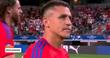 Brereton se acerca a Alexis tras el partido y así reacciona el ‘10′ de la Roja: es viral