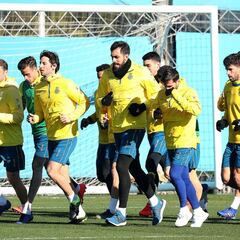 Calma tensa tras la vorágine de nueve partidos en 30 días