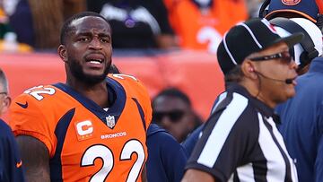 DENVER, COLORADO - OCTOBER 22: Kareem Jackson #22 of the Denver Broncos reacts after being penalized on a play in the fourth quarter of the game against the Green Bay Packers at Empower Field At Mile High on October 22, 2023 in Denver, Colorado. Jamie Schwaberow/Getty Images/AFP (Photo by Jamie Schwaberow / GETTY IMAGES NORTH AMERICA / Getty Images via AFP)