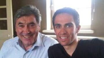 Eddy Merckx sigue creyendo en la inocencia de Contador, pero pide que se le sancione "duramente" si finalmente se demuestra que se dopó en el último Tour de Francia.