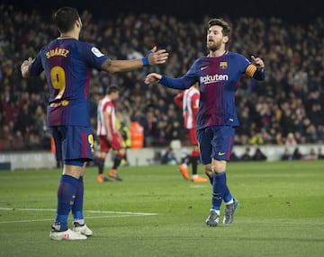 2-1. Leo Messi celebró el segundo gol.