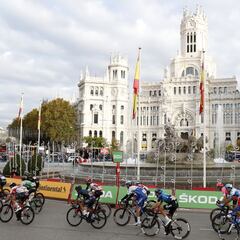 El pelotón cruza los dedos para que se salve la temporada
