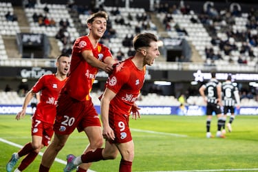 Yanis lideró la reacción y Flere evitó la remontada