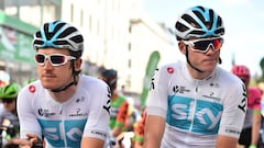 Geraint Thomas y Chris Froome posan con el maillot del Sky antes del Tour of Britain 2018.