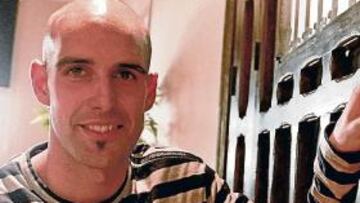 <b>CERROJO. </b>El guardameta azulino Chema estuvo ayer en las Tertulias de la SER que dirige Pedro Alemán.