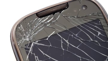 Cómo controlar la pantalla de tu móvil aunque esté rota