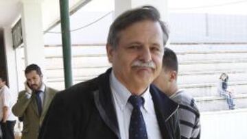 <b>OPTIMISTA. </b>José Antonio Bosch tiene claro que no habrá problemas en la junta de hoy.