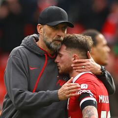 El Liverpool dimite por sorpresa