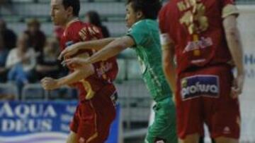 ElPozo Murcia mantiene el pulso por la liga al Barcelona.