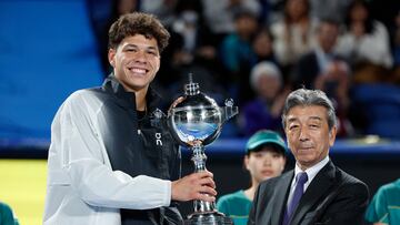 Ben Shelton consigue su primer título ATP en Tokio