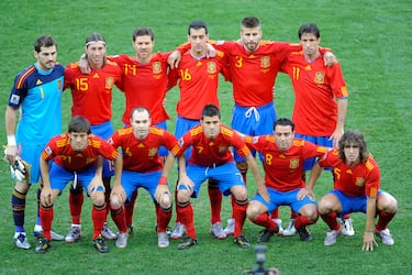 Equipación de la Selección Española entre 2009 y 2010. Fotografía correspondiente al Mundial de Sudáfrica de 2010.