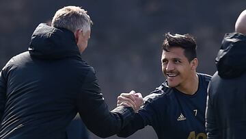 Solskjaer aplaza el regreso de Alexis contra el Barcelona