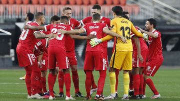 Piña de los sevillistas.