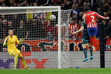 El uruguayo anotó de cabeza y marca su primer gol en Champions desde 2020.