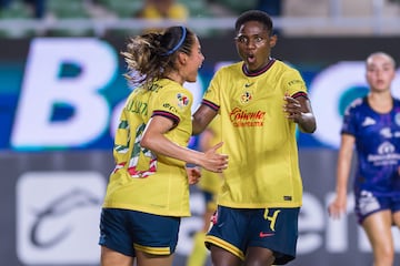  Karen Luna celebrates her goal 1-2 with Chidinma Okeke of America during the 9th round match between Mazatlan FC and America as part of the Liga BBVA MX Femenil, Torneo Apertura 2024 at El Encanto Stadium on September 08, 2024 in Mazatlan, Sinaloa, Mexico.