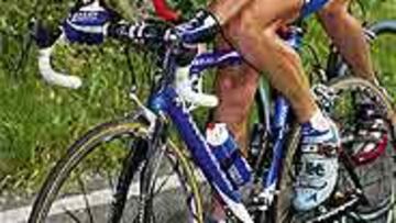 <b>PROBLEMAS.</B>Al empezar a subir sentí una opresión en los pulmones. No respiraba bien, dijo Aitor.