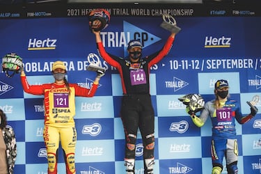 Este título sirvió para agrandar la leyenda de Laia Sanz, que se convierte en la primera piloto que consigue sumar 20 cetros mundiales. Nadie ha ganado tanto como ella y después de cuatro años ausente en la disciplina, la española sumó su sexto título de enduro con una nueva exhibición en Francia al manillar de la Gas Gas. De esta forma cerraba un año de ensueño en el que completaba la temporada con doblete de campeonatos en las dos disciplinas que retomaba este curso, tras superar una época complicada por la enfermedad de Lyme que deja atrás haciendo lo que mejor se le da: ganar.