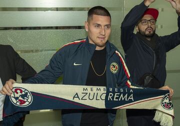 El fichaje ‘bomba’ de Liga MX en el mercado invernal. Después de su inconstante paso por el Benfica de Portugal, regresó al Fútbol Mexicano con la intención de recobrar su nivel para ser titular con su selección en Copa América. Se perfila para ser de los delanteros a seguir en Liga MX.