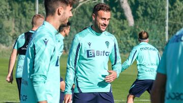 17/11/2021 CADIZ CF ENTRENAMIENTO SEMANAL JUAN CALA