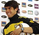Kaká defiende el balón del Mundial: "Siempre hay críticos"