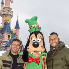Casemiro y Keylor Navas, Navidad en Disneyland Paris