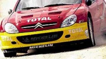 <b>BUENAS PRESTACIONES.</B> En su test en Alicante, Solá se acercó a las prestaciones de los pilotos oficiales.