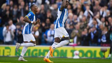 Soccer Football - Premier League - Brighton & Hove Albion v Wolverhampton Wanderers - The American Express Community Stadium, Brighton, Britain - April 29, 2023 Brighton & Hove Albion's Danny Welbeck celebrates scoring their fifth goal REUTERS/Toby Melville EDITORIAL USE ONLY. No use with unauthorized audio, video, data, fixture lists, club/league logos or 'live' services. Online in-match use limited to 75 images, no video emulation. No use in betting, games or single club /league/player publications. Please contact your account representative for further details.