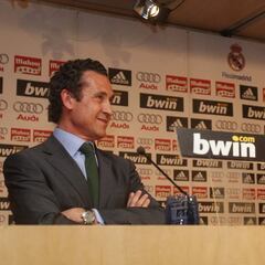 Valdano: "Considero a Cristiano inteligente, espero que no se marche"