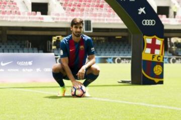 André Gomes, nuevo jugador del FC Barcelona en su presentación.