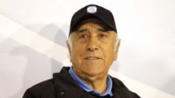 Nelson Acosta integra la lista de cinco t&eacute;cnicos que quedaron cesantes durante el Torneo de Apertura. 