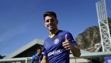 Iv¨¢n Gil se despide: ¡°Un tricolor m¨¢s que os apoyar¨¢ desde la distancia¡±