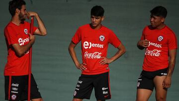 Las tres dudas de Robles en el Sub 20 por problemas físicos