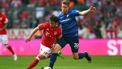 Soccer Football - Bayern Munich v SV Darmstadt 98 - Bundesliga - Allianz Arena, Munich, Germany - 6/5/17 Bayern Munich&#039;s Juan Bernat in action with Darmstadt&#039;s Sven Schipplock  Reuters / Michael Dalder Livepic DFL RULES TO LIMIT THE ONLINE USAGE DURING MATCH TIME TO 15 PICTURES PER GAME. IMAGE SEQUENCES TO SIMULATE VIDEO IS NOT ALLOWED AT ANY TIME. FOR FURTHER QUERIES PLEASE CONTACT DFL DIRECTLY AT + 49 69 650050.