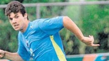 <b>EN RACHA. </b>Wagner Ferreira está haciendo una gran temporada y los grandes de Europa ya le siguen.