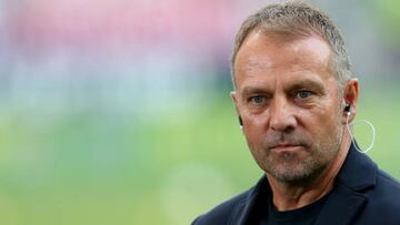 FRANKFURT AM MAIN, GERMANY - AUGUST 05: Bundeshead coach Hansi Flick Looks on prior to the Bundesliga match between Eintracht Frankfurt and FC Bayern München at Deutsche Bank Park on August 5, 2022 in Frankfurt am Main, Germany. (Photo by Harry Langer/DeFodi Images via Getty Images)