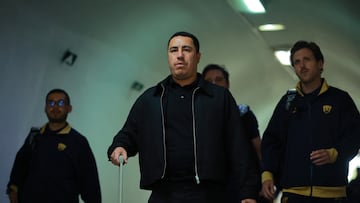 Soccer Football - Liga MX - Pumas UNAM v Monterrey - Estadio Olimpico Universitario, Mexico City, Mexico - February 22, 2026 Pumas UNAM coach Efrain Juarez arrives before the match REUTERS/Eloisa Sanchez