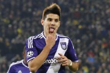 13. Aleksandar Mitrovic (20), delantero centro serbio que defiende al Anderlecht, esta avaluado en 18.129 millones de euros.