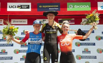 La ciclista australiana de Mitchelton Lucy Kennedy ha hecho historia al proclamarse vencedora de la primera edici¨®n femenina de la Cl¨¢sica de San Sebasti¨¢n.