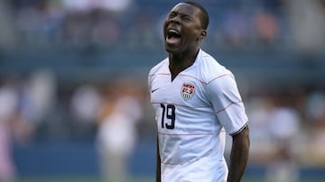  Muchos lo ponían como el 'Pelé de Estados Unidos', pues debuó a los 14 años con el DC United de la MLS, parecía que tendría un crecimiento agigantado pero no fue así. En 2007 fichó con el Benfica y tras no tener los resultados esperados, fue cedido al Mónaco, Belenenses, Aris de Grecia y Rizespor de Turquía. Actualmente juega en Las Vegas Lights de la USL, el equivalente a la Segunda División en Estados Unidos.