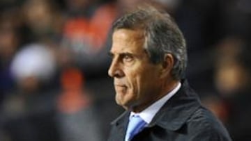 Tabárez: "No queremos hablar de la Copa 15"