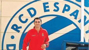 <b>SEGUIRÁ EN MONTJUÏC. </b>Ernesto Valverde llegó a un acuerdo con el club para seguir en el Olímpic.